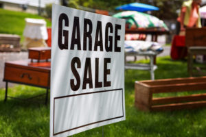 Garage sale sign