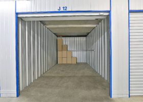 Self Storage Unit in Yatala - 3.00m x 5.50m  (16.50sqm)  (Upper floor).jpg