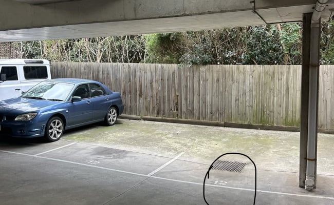 Car-Park-,-108548,-555276_1791626650.634.jpg