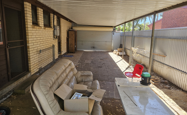 Car-Park-afton-court-para-hills-west-south-australia,-99774,-481738_1741578492.7858.jpg