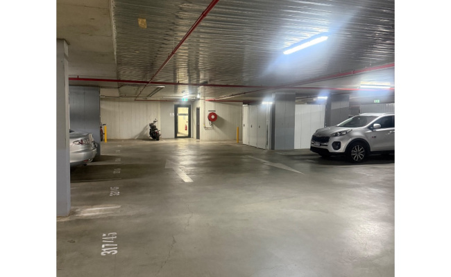 Car-Park-ainslie-avenue-braddon-australian-capital-territory,-156942,-795703_1787728817.2179.jpg