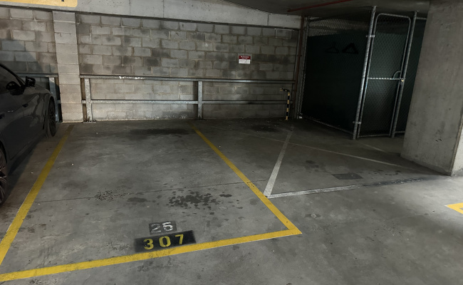 Car-Park-albert-road-south-melbourne-victoria,-95477,-451428_1722554268.942.jpeg