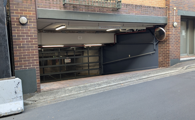 Car-Park-alexander-street-crows-nest-new-south-wales,-100487,-486405_1745045410.0516.jpg