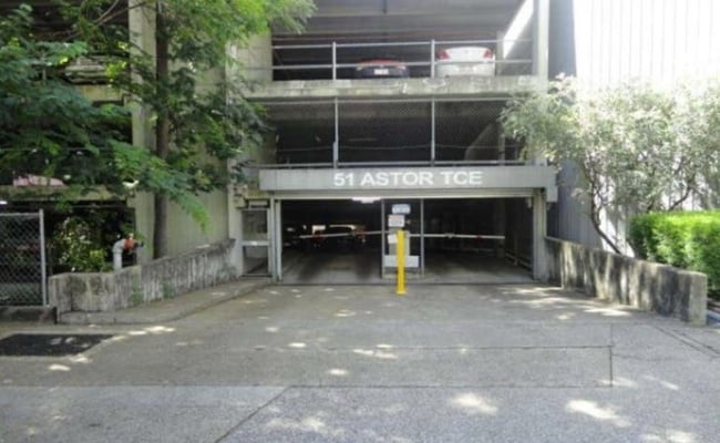 Car-Park-astor-terrace-spring-hill-queensland,-106678,-547940_1788331405.2013.jpg