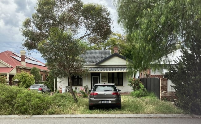 Car-Park-austin-street-shenton-park-western-australia,-65697,-556004_1791967352.3629.jpg