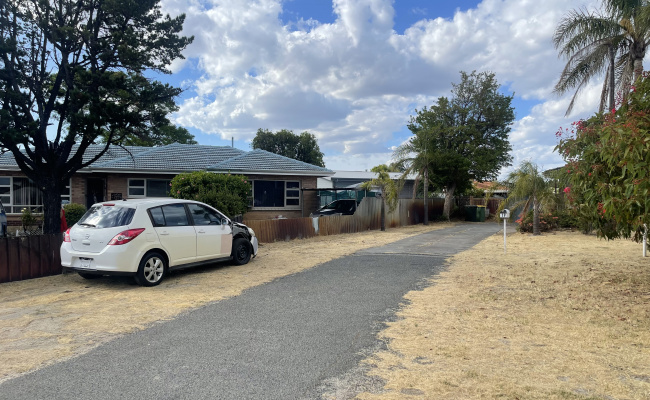 Car-Park-balaka-way-queens-park-western-australia,-101832,-495965_1752295344.3725.jpeg