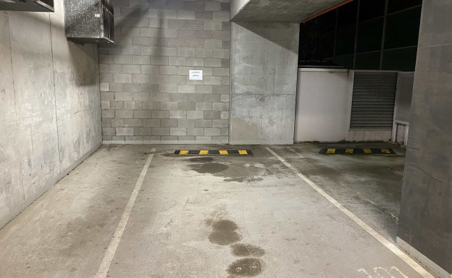 Car-Park-batman-street-west-melbourne-victoria,-108964,-541876_1785417723.8939.jpg
