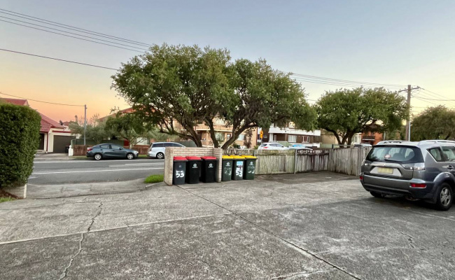 Car-Park-benaroon-road-belmore-new-south-wales,-143206,-681899_1745939651.8341.jpg