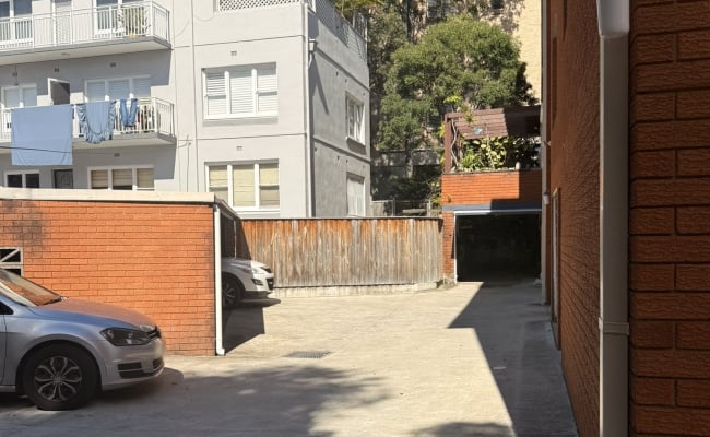 Car-Park-berwick-street-coogee-new-south-wales,-109382,-547082_1787973058.4733.jpg
