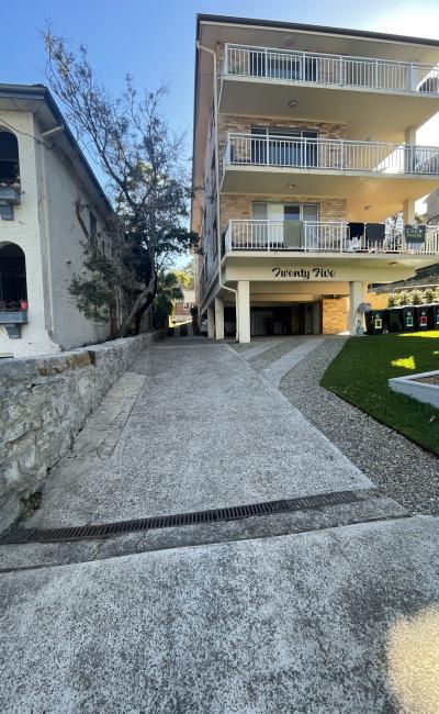 Car-Park-birkley-road-manly-new-south-wales,-109425,-546117_1787545176.9147.jpg