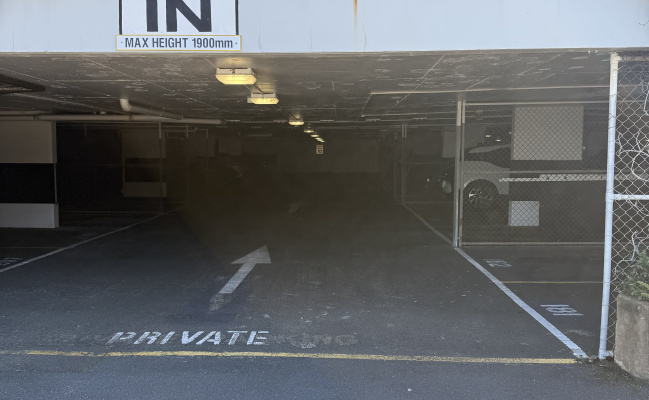 Car-Park-blues-point-road-mcmahons-point-new-south-wales,-105083,-544463_1786678763.7055.jpg