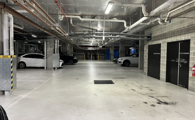 Car-Park-bond-street-caulfield-north-victoria,-109013,-546635_1787746889.2384.jpg