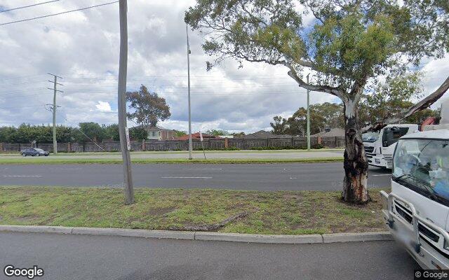 Car-Park-boundary-road-braeside-victoria,-153604,-767095_1776398494.3262.jpg