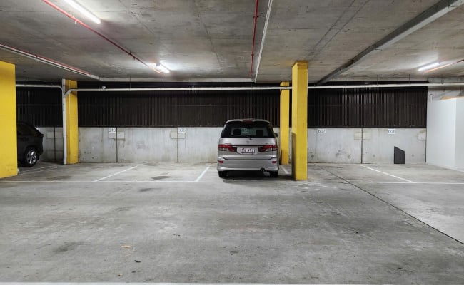Car-Park-boundary-road-north-melbourne-victoria,-101831,-495958_1752293579.3031.jpg