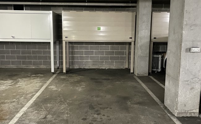 Car-Park-bourke-street-surry-hills-new-south-wales,-80387,-356973_1670715387.5393.jpg