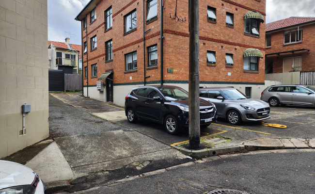 Car-Park-brocks-lane-newtown-new-south-wales,-109270,-544897_1786942843.1982.jpg