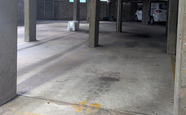 Car-Park-brown-street-newtown-new-south-wales,-155502,-777164_1781575739.2404.jpg