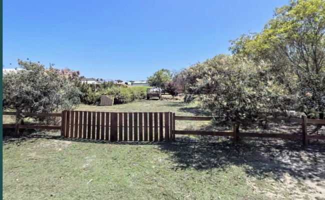 Car-Park-buckland-way-australind-western-australia,-89130,-408161_1699117586.6513.jpeg