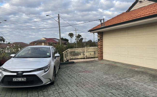 Car-Park-burnett-street-merrylands-new-south-wales,-109380,-545897_1787435335.1862.jpg