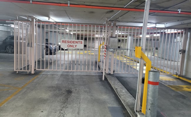 Car-Park-captain-cook-cres-griffith,-107580,-545007_1787008375.2122.jpg