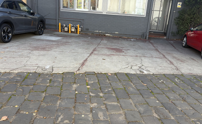 Car-Park-carlisle-street-st-kilda-victoria,-100605,-489648_1747427408.204.jpeg