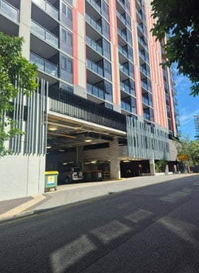 Car-Park-carriage-street-bowen-hills-queensland,-106016,-521209_1771925700.1639.jpg
