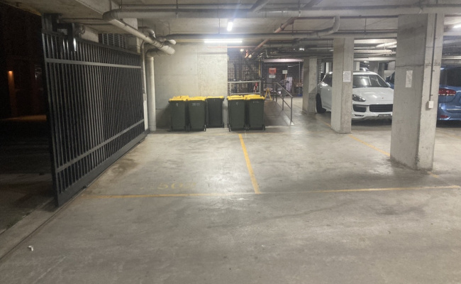 Car-Park-church-avenue-mascot-new-south-wales,-99203,-478264_1739224645.1396.jpeg