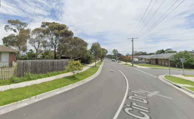 Car-Park-circle-drive-north-cranbourne-victoria,-101768,-556926_1792396815.3629.png