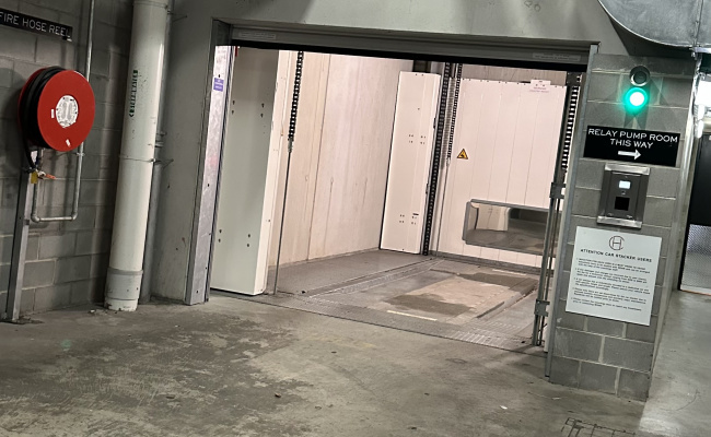 Car-Park-collins-street-melbourne-central-business-district-victoria,-93618,-439306_1715826042.1525.jpg