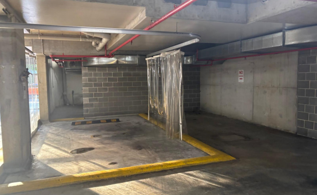 Car-Park-corniche-drive-wentworth-point-new-south-wales,-99889,-483331_1742627119.0295.jpeg