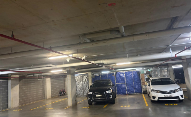 Car-Park-corniche-drive-wentworth-point-new-south-wales,-99889,-483331_1742627126.6038.jpeg