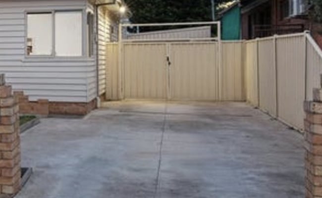 Car-Park-cowper-avenue-st-albans-victoria,-109647,-548019_1788387740.7426.jpg