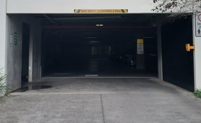 Car-Park-crefden-street-maidstone-victoria,-108544,-537919_1783396885.5084.jpg