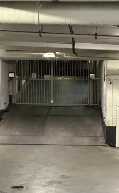 Car-Park-crystal-street-waterloo-new-south-wales,-95108,-448981_1721126666.3102.jpg