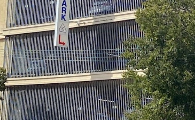Car-Park-currie-street-adelaide-south-australia,-77078,-340327_1659400916.0755.jpg