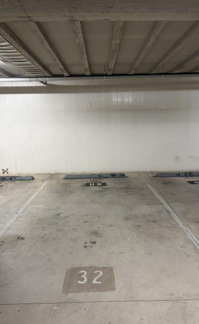 Car-Park-dooring-street-dickson-australian-capital-territory,-108871,-540559_1784983753.275.jpg