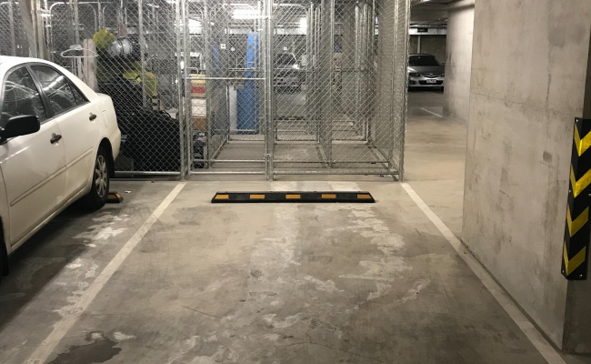 Car-Park-dudley-street-west-melbourne-vic-australia,-75336,-80723_1535935979.4197.jpeg