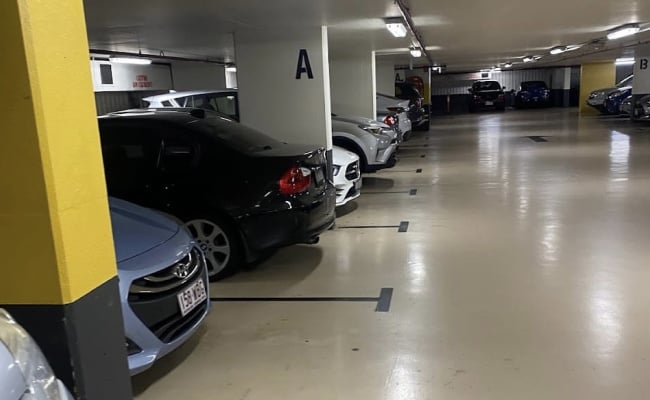 Car-Park-elizabeth-street-brisbane-city-queensland,-109024,-542420_1785730802.6651.jpg