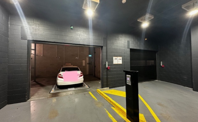 Car-Park-elizabeth-street-melbourne-central-business-district-victoria,-100293,-485285_1744001761.6436.jpg