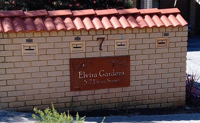 Car-Park-elvira-street-palmyra-western-australia,-110205,-554109_1791099436.6384.jpg
