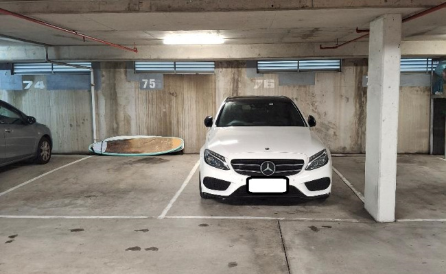 Car-Park-enderley-avenue-surfers-paradise-queensland,-135207,-776728_1781387611.8879.jpg