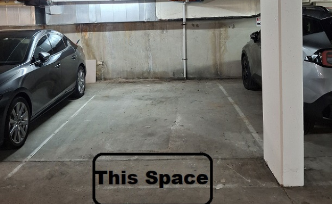 Car-Park-enderley-avenue-surfers-paradise-queensland,-150569,-738032_1761982163.4826.jpg