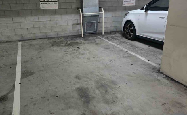 Car-Park-ferny-avenue-surfers-paradise-queensland,-107936,-533672_1780567145.7356.jpg