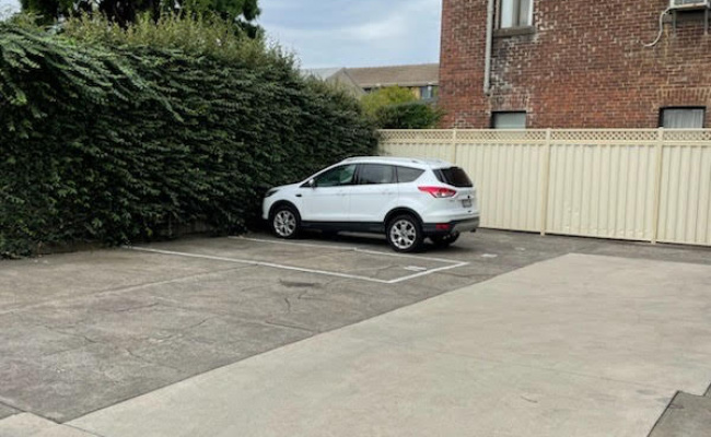 Car-Park-fitzgerald-street-south-yarra-victoria,-100522,-486614_1745295367.4614.jpg