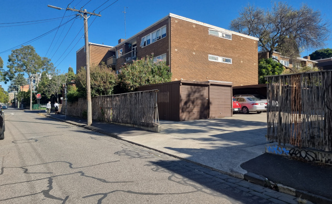 Car-Park-fitzroy-street-fitzroy-victoria,-100715,-487962_1746349546.3447.jpg