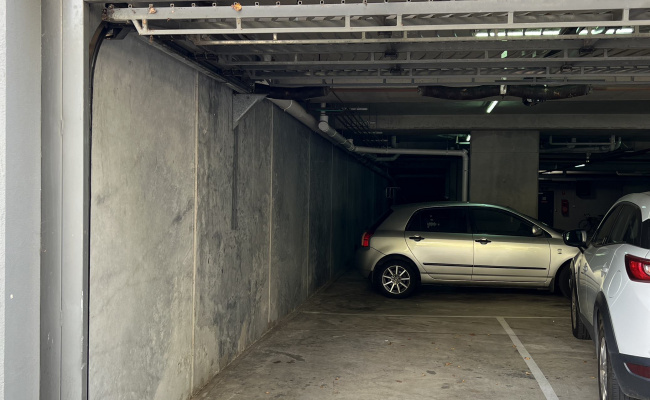 Car-Park-fitzroy-street-st-kilda-victoria,-93424,-439534_1715936073.4106.jpg