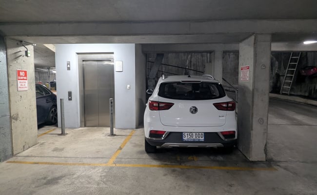 Car-Park-foster-street-surry-hills-new-south-wales,-102655,-501176_1756343041.3016.jpg