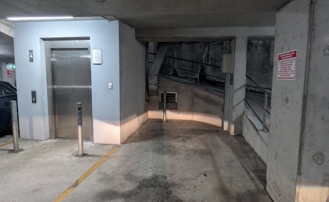 Car-Park-foster-street-surry-hills-new-south-wales,-102655,-501176_1756343052.1095.jpg