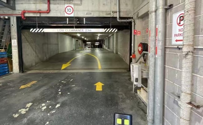 Car-Park-gibbons-street-redfern-new-south-wales,-108869,-540552_1784977862.8275.jpg