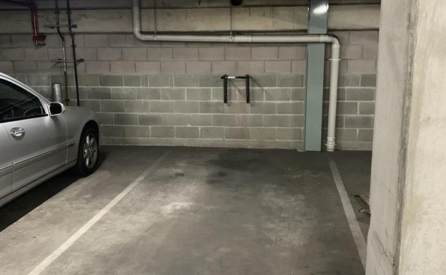 Car-Park-gore-street-fitzroy-victoria,-89297,-409343_1699860116.6588.jpg